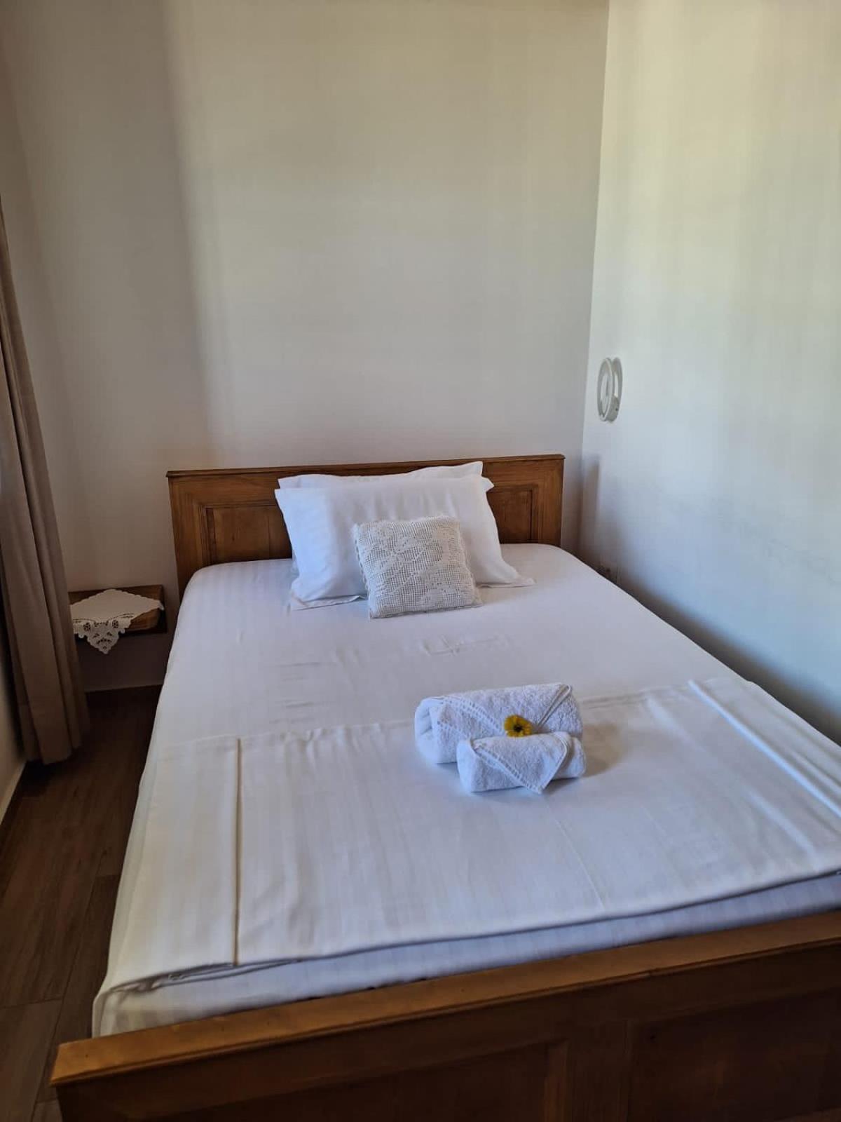 Guesthouse Riverside Berat Luaran gambar